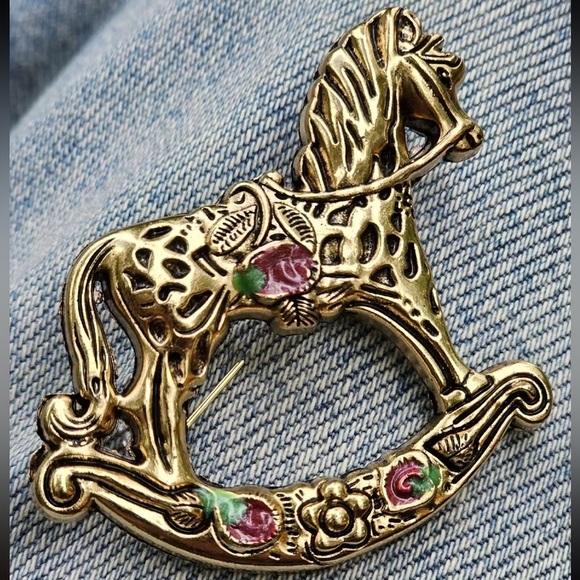 Rocking Horse Vintage Brooch - Picture 6 of 14